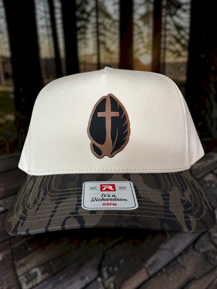 Mossy Oak Bottomland Hoof & Feather hat